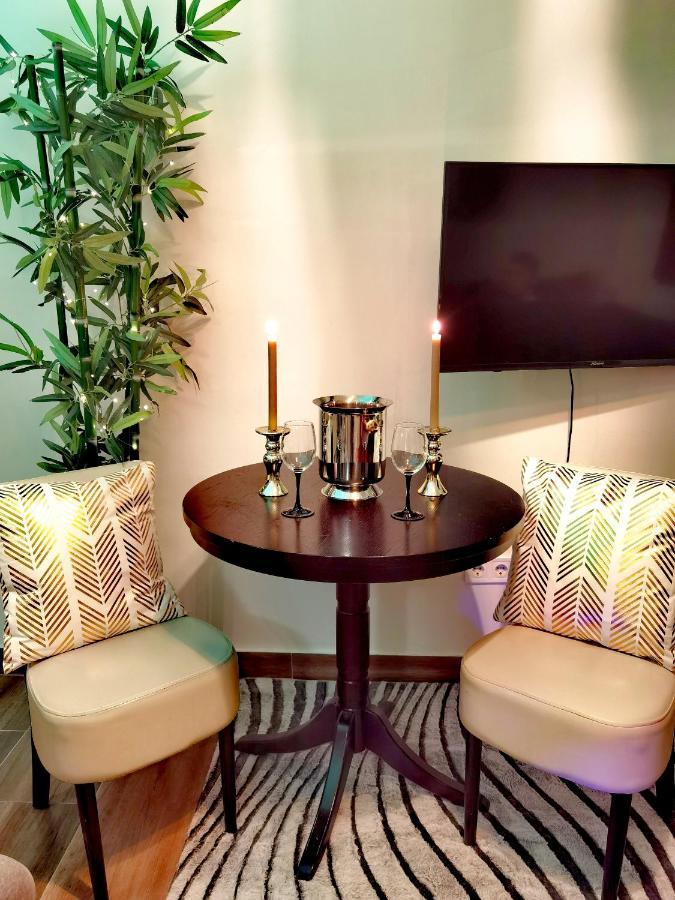 Dolce Vita Supremier Apartment Budapest Luaran gambar